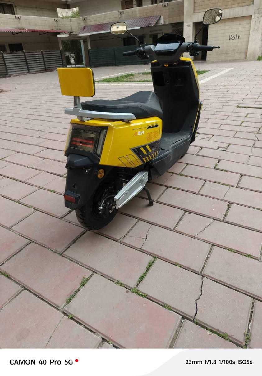 دراجه  شحن  سرعه  حقيقي  ٦٠  ٣كير لوك  بعده  جديده سعؤ  ٥٥٠ وبيه  مجال  بصيط حك  جيه   مكاني العلاوي ***********
