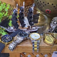 شعلة ٥ قطع • ٤ كوارتز ١ أوتوماتيك • مزاد ينتهي ٥ص