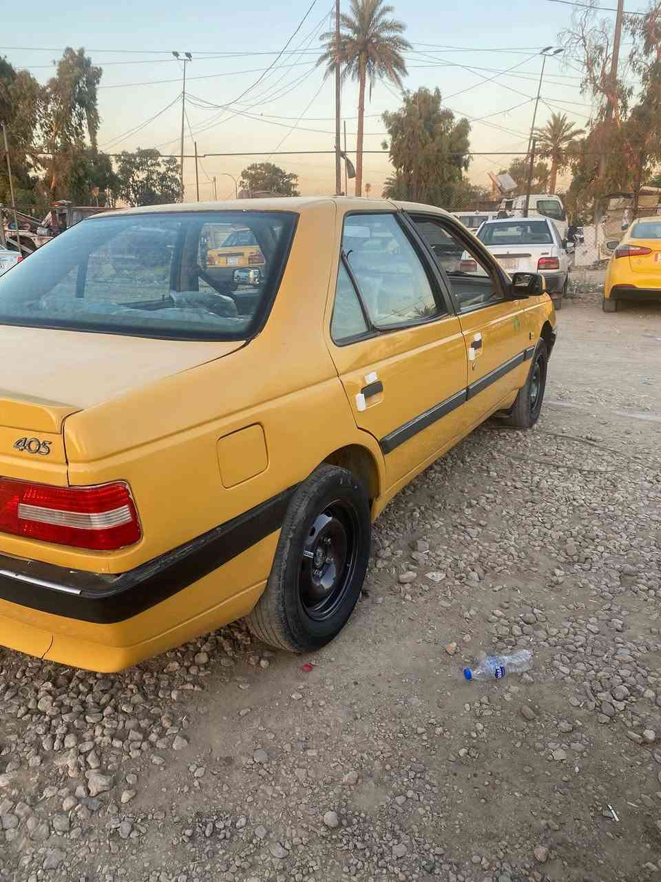 السلام عليكم بيجو لميس مويدل 2013 سياره مكينه وكير وحداديه خير من الله بيه جاملغ خلفي بيه ضربه ومعمره السعر 28 وبيه مجال ***********
