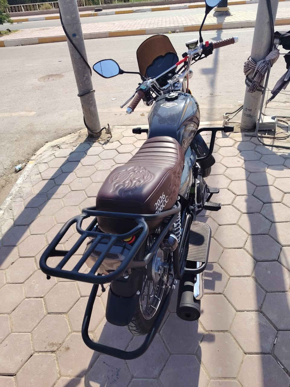 دراجه  للبيع موديل 26  بعده عل سحك  اول دهن شركه 
رقم تلفون *********** عنواني واسط صويره الشحيميه خاص ماعندي
