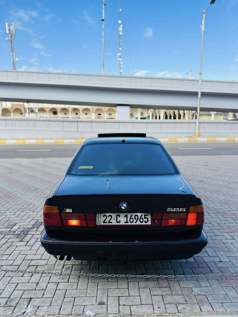 السلام عليكم للبيع بي ام موديل 1993 محرك مسكر شرط كير وتماتيك شرط صدر امامي خلفي جديد تخم تاير جديد صدر امامي خلفي جديد ويل خليها بلادي سلايت طكيتن تبريد ثلج 🧊 تدفئه نار 🔥 السياره بلاديه بدون صبغ رقم اربيل سنويه جديده هزه جديده كل بلادي سنتر لوك السعر 65 وبيه مجال يرهم مروس حسب القناعه مكاني تكريت ‭0771 423 6105‬
