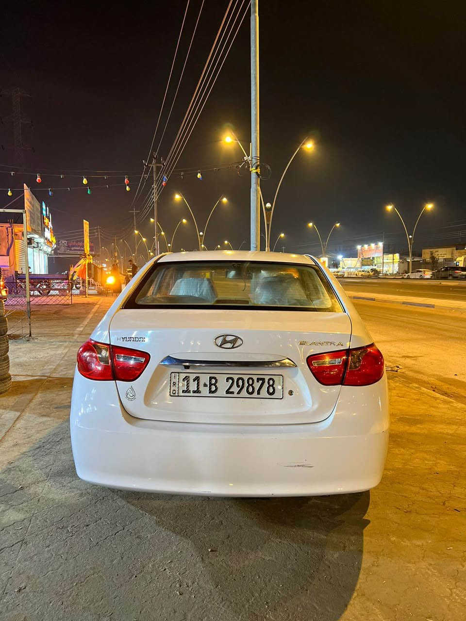 السلام عليكم
النترا 2011 كفالة
محرك دوش 2000 فول 1/1
مواصفات vip 
فتحه سقف تدفئة كشنات
كامرة دوارة حدادة جديدة
السيارة مابيهه اي نقص
ب اسمي مداور ثاني يوم
ارقام جديدة انكليزي

***********
*********** البصرة, العراق
