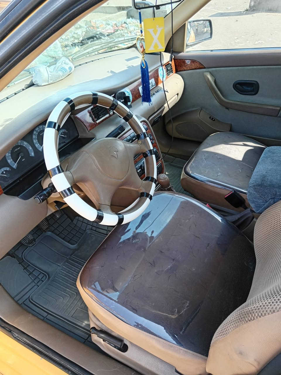 سلام عليكم سمند مديل11بيهه باب وجوملغ امامي محرك كير مكفولات سياره نضيفه مصفره هيه غرامات  البيع او مراوس بخصوصي رقمي ***********
