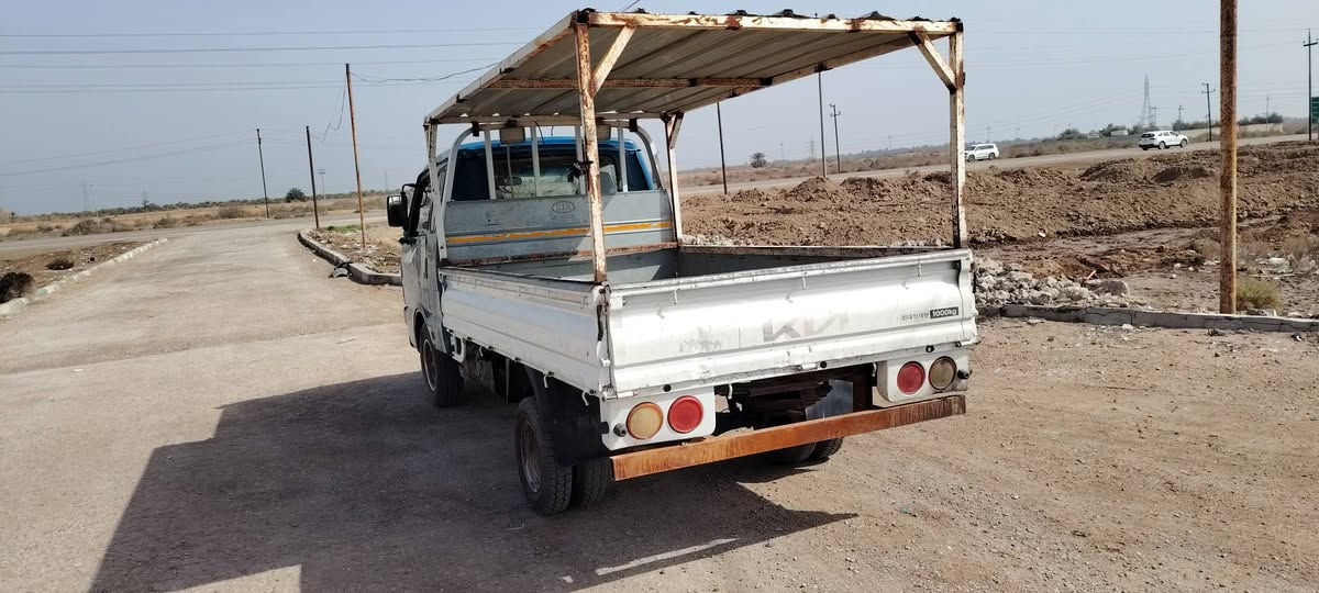 سلام عليكم البيع بنكون موديل96 مكينه وكير وكسن وشاصي مكفولات رقم بصره  مكينه وبدي جداد مالات 14علمن سنويه ظايعه مكان سياره ميسان العماره ***********
