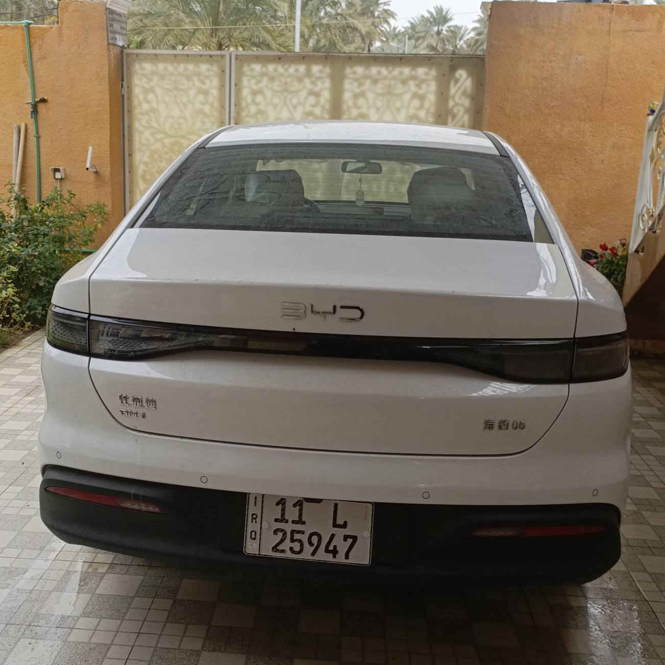 السلام عليكم
بي واي دي سيل 5 للبيع موديل 2025 مكفولة كفالة عامة من كلشي ماشي 2800 كلي 1750 هايبرد و الباقي كهرباء رقم بغداد باسمي
السعر 18.250 
 مكاني ديالى الحويش ***********
