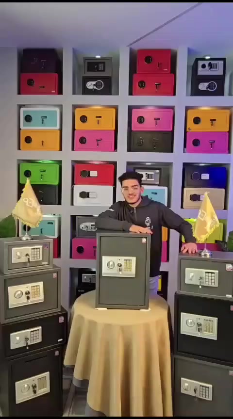 🔐🏨 خزنة فندقي LG مقاس 50×35 من ال موسي
لو عايزة أمان عملي وشكل شيك يناسب أي مكان
يبقى الخزنة الفندقي LG هي الحل المثالي 💯
✨ مميزاتها:
✔️ تصميم أنيق مناسب للفنادق والشقق والمكاتب
✔️ قفل ديچيتال سهل الاستخدام
✔️ أمان عالي لحفظ الفلوس والمقتنيات الشخصية
✔️ حجم مناسب يوفر مساحة بدون ما ياخد مكان كبير
✔️ سهلة الاستخدام وآمنة في نفس الوقت
📏 مقاس 50×35 مناسب لأي مساحة وبيوفرلك أمان وتنظيم
💼 اختيار مثالي للراحة والأمان في نفس الوقت
📞 للطلب والاستفسار:01031076422
💬 واتساب مباشر: https://wa.me/201031076422⁠
🚚 شحن سريع لكل المحافظات
#ال_موسي
#LG_فندقي
#خزنة
#خزنة_فندقي
#أمان 🔐🏨


**إذا كنت صاحب هذا الإعلان وتريد حذفه لأي سبب، رجاءا أرسل رسالة إلى الدعم الفني**