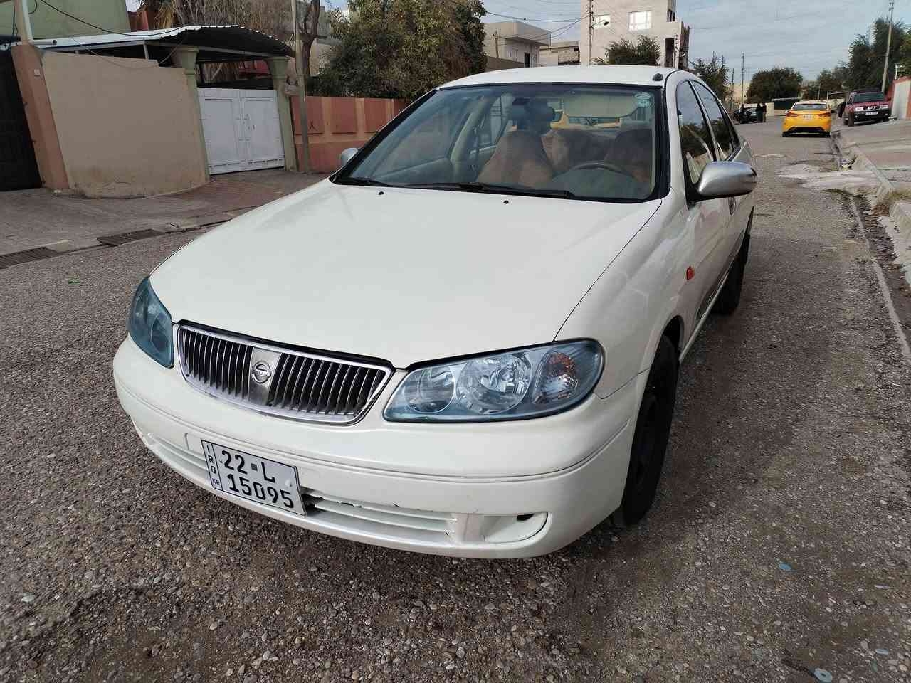 نيسان صني 2009 محرك 16 سنويه وهزه جديد بطاقه بنزين بي جامرلغ وبونيد سياره جاهزه سعر 100 وبي مجال مكان كركوك ***********
