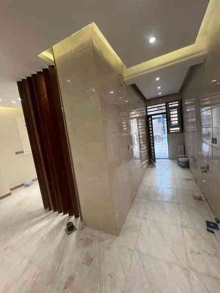 #للايجار__________في__________السيدية

بيت ١٥٠ متر نظيف جدا بل نسبه للعروض الموجوده

يحتوي الدار على ٣ غرف نوم بل اضافة إلى غرفة أطفال رابعة 

داخل الغرفه و صالة و مطبخ و مجموعة صحيات و كراج 

وحديقة صغيرة في موقع جدا هادئ

للاستفسار آكثر الأتصال على الرقم 

***********

او زيارة المكتب الكائن في منطقة السيدية شارع جامع الأقصى 

مقابل لحوم جويلي

مكتب المصطفى للوساطة العقارية
