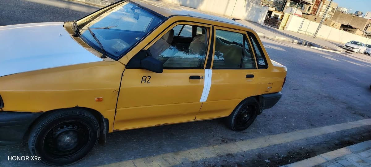 سلام شباب سايبه للبيع موديل 2011 مصفره هيه وغرمات سياره كامله من كلشي مالكه موجود يمي يريد مداور مباشر السعر 23وبيه مجال رقم الهاتف ***********
