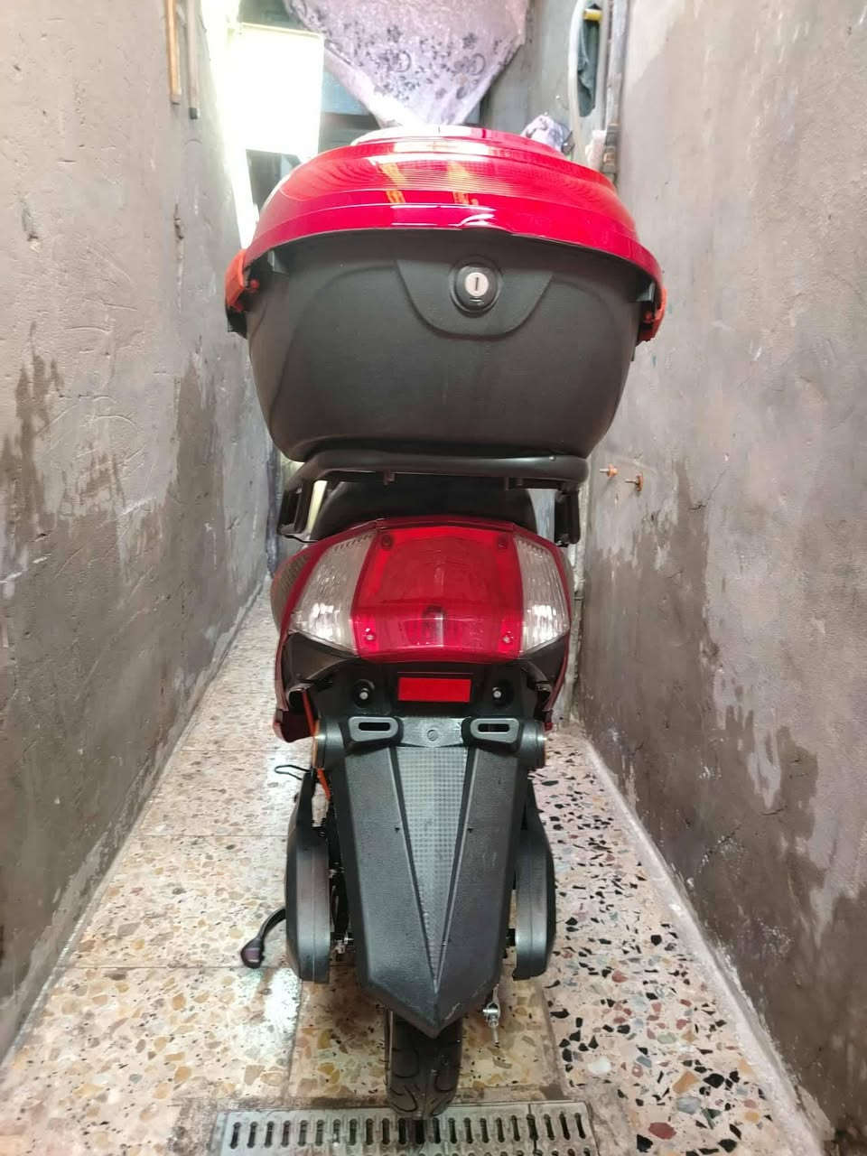 سكنس شحن للبيع
سعرها 800.ماخذها ب مليون و 150.الوصل بعده موجود 
سرعه 3 نمر 
مثبت سرعه 
بك.خلفي +بصمه وسويچ عدد 2 
مكاني بغداد مدينه الصدر


**إذا كنت صاحب هذا الإعلان وتريد حذفه لأي سبب، رجاءا أرسل رسالة إلى الدعم الفني**