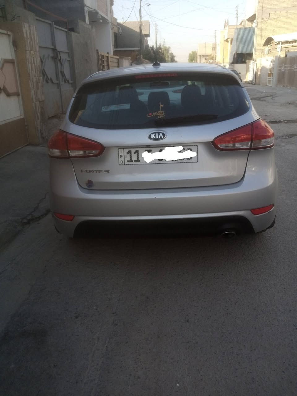 كيا فورتي موديل 18 حادثه الدعامية الأمامية فقط بدون صبغ مواصفات عادية ماشية 88000  محرك كير تبريد تخم تاير مكان بغداد رقم بغداد صور الحادث والسونار بالمنشور رايده 123ورقة للاتصال ***********
