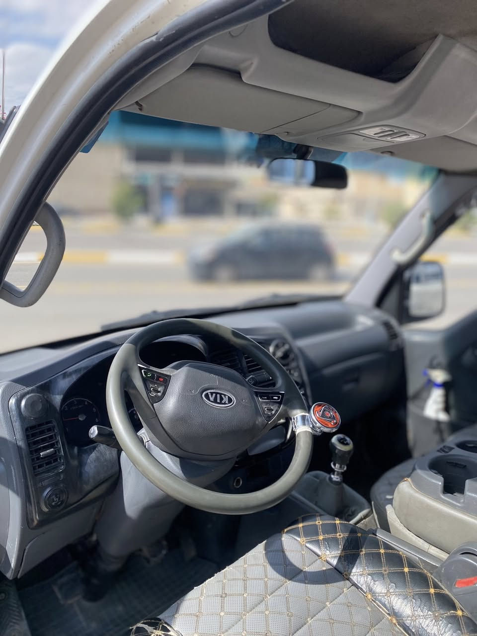 السلام عليكم كيا فحل مسكر٢٠١٢مكفولهً سياره مابيها اي نقص رقم نكليزي مكانها كربلاء للاستفسار تصال ع رقم***********
