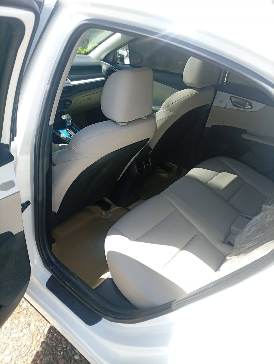 السلام عليكم البيع سيراتو خليجي موديل 24 دوليه محرك الفين ماشيه 42 بئسمي رقم بغدادمكاني الرمادي السعر 185قفل***********
