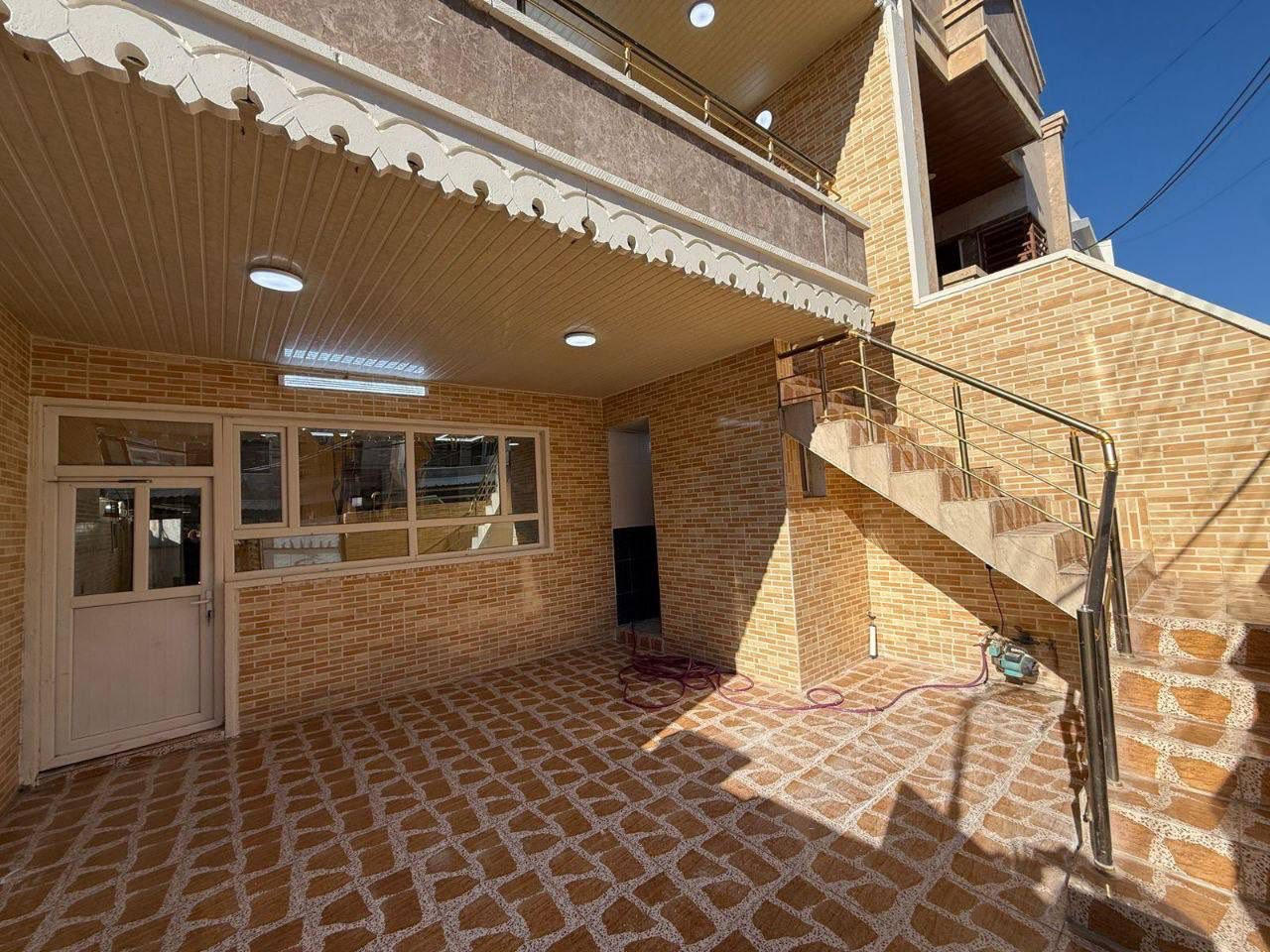 🔸سند طابو يتسجل بإسم اي عراقي
📍أربيل-بيت للبيع 5حساروك قرب شارع 120M شقق نوروز
➖مساحة 125M طابقين 
يتكون⤵️
➖3غرف نوم 
➖استقبال-صاله-مطبخ-مجموعه صحيات-كراج
السعر والصور والعروض اكثر في قناة تليكرام

https://t.me/aqaratjalal73
إلاتصال أو واتساب 
***********
***********
***********
