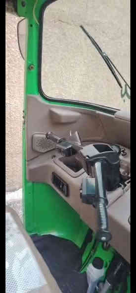 السلام عليكم تكتك البيع نضيفه موديل ٢٢ شهر ٣  العنوان الكمالية ***********
