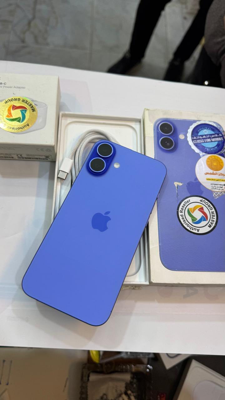 ايفون 16 بلاص كامرتين 128
بطارية 100‎%‎
نضافة 100‎%‎
ضمان شركة ماستر فقط مفتوح من الكارتون 
مشحون 77 مرة فقط 
كامل ملحقات الاصلية شركة ماستر 
شرق اوسط  الاصلي
***********
العنوان : العماره قطاع 28 شارع السوك مجاور عوينات الكرار مركز الشمس 
من تروح للمحل كول من طرف زهراء ♥️
