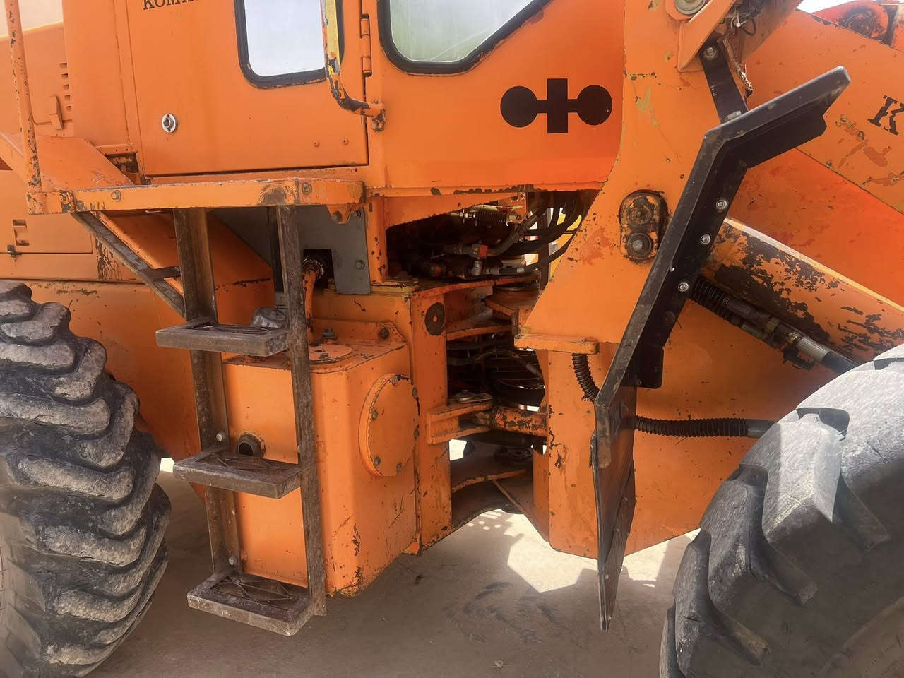 شفل 
KOMATSU
محرك 6
نظيف 
ميكانيكي 
السعر 250$وبي مجال
يرهم مراوس على تيوتا
موديل 1993
رقم صاحب الشفل ‭٠٧٨٢ ٢٠٥ ٠٥٠٢‬
الانبار حديثه الحي العسكري 
رقم المعرض ***********
