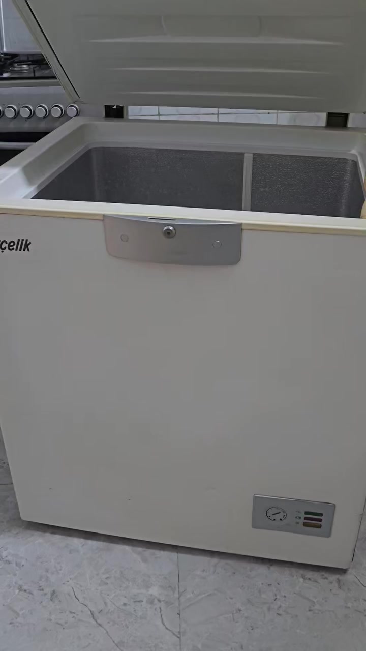 مجمده شغاله فول تجميد السعر ١٥٠المكان جكوك حي الاساتذه ***********
