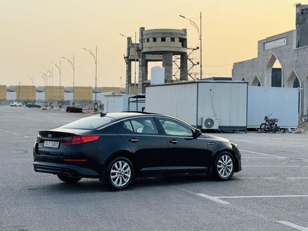 وبتيمه موديل 2015 وارد أمريكي حادثه بنيد سرقه فقط وباقي سياره كفاله من ضربه  صبق سعره 112وبيه مجال رقم هاتف ***********موصفات لمتدد واحد على واحد بنيرامه بصمه تشقيل بصمه ابواب كشنات جلد كشنات كهربائي حساسات خلفية ماميه شاشه كامره خفيه تحكم استيرن شاير بل مري قطعتين تبريد كشنات تدفه تبريد مري شفط رادارات بل مري تثبيت سرعة محرك وكير كفاله حداديه تخم تاير جديدات مكان سياره كربلاء مكلف بل نشر
