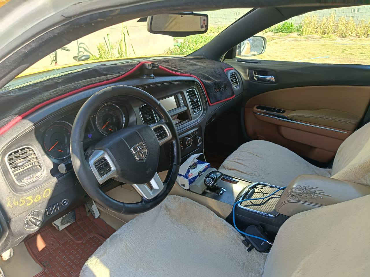 12جارجر
مكينه وكير كفاله 
حداديه
اكسن جديد. تبريد خير من الله 
سياره جاهزه مانقصه شي  جاهزه  سعر 110 بيع مستعجل 

كير ماوس دواخل عسلي

***********
