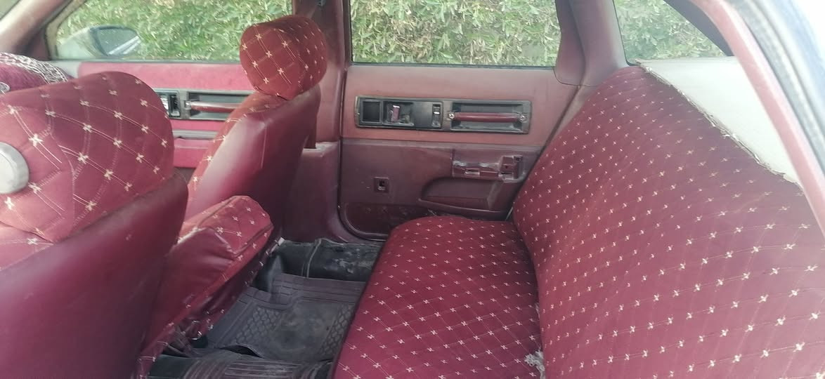 دولفين ٩١ محرك بطه ٣٠٠٠  كامله اكسل بيه صوت سعر ٢٥ بيها مجال هاتف ***********
