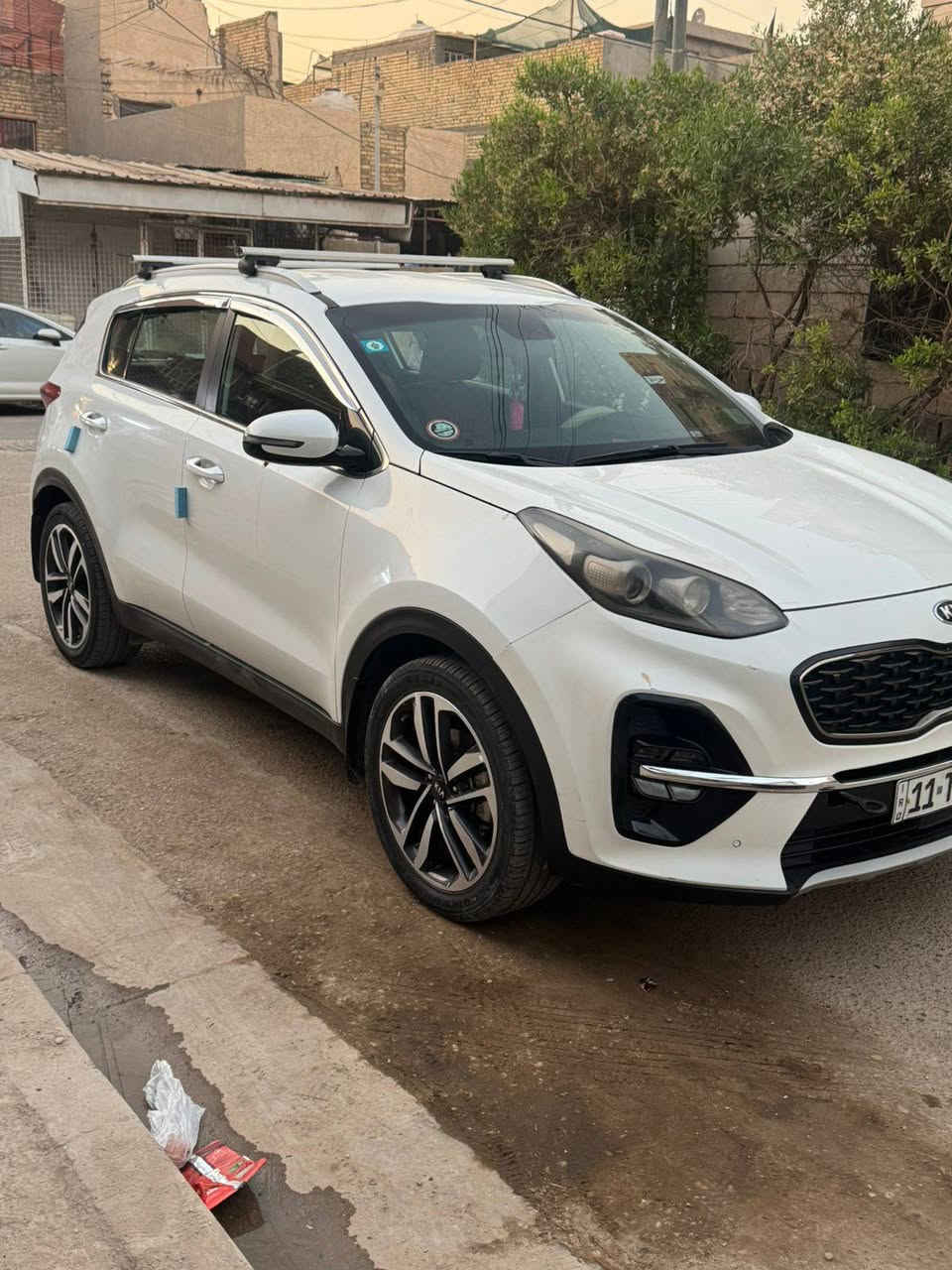 السلام عليكم تحيه طيبه
كيا سبورتج خليجي للبيع موديل 19 مال شركة الدوليه سياره جاهزه من كلشي صدر كير محرك تخم تاير تبريد خير من الله مواصفات معروفه تحكم ستيرن جهتين مري شفط اشاير بالمري  داخل حمصي ماشيه ٩٢ الف سعره ١٨٠ وبيها مجال للطيبين اتصال (***********)
