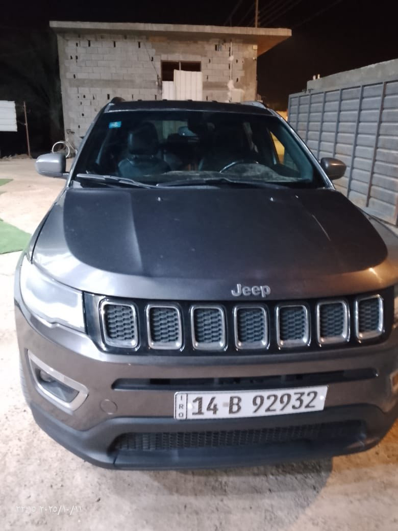 جيب كومباس وارد امريكي 4 سلندر موديل 21 محرك 2400 رقم بصرة دولي الحادث موضح بالصورة السعر 160
***********
