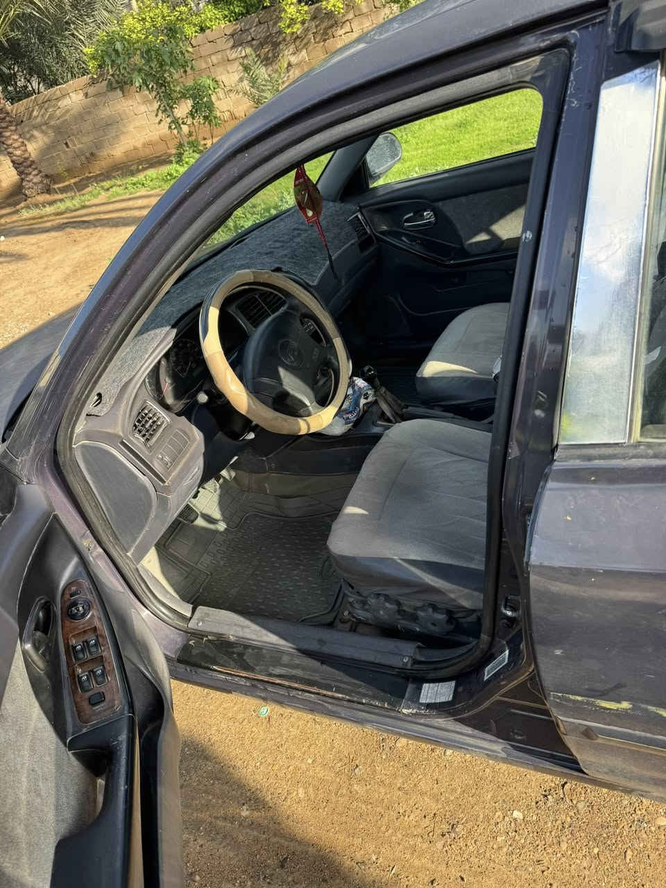 النترا موديل 2002 رقم جديد انكليزي سياره جاهزه بلاديه حداديه محرك كير عادي كلهه جاهزه رقم ديالئ السياره سنويه لل2029رقم الهاتف ***********
