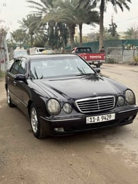 للبيع مارسدس أم عيون موديل 2000 السياره   E320 محرك V السياره مصبوغه ع...