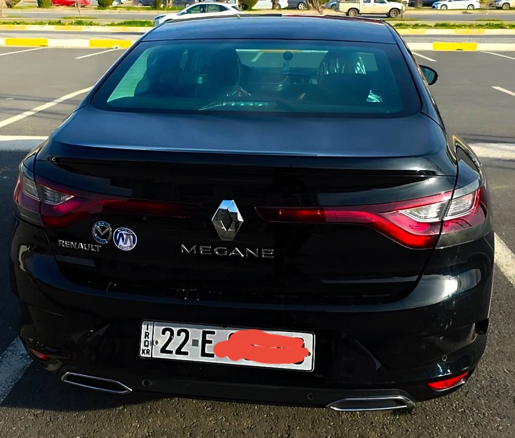 بسم اللە الرحمن الرحیم 

ڕینۆ مێگان 2023 مواسەفات
 نمونە لەجوانی و پاکی.
بێ بۆیاخ ، بێ لێدران، بێ تەعدیل، شوخت. سفری شریکەی موهەندی هەولێرە. دروستکراوی یابانی فەڕەنسی.
نمونە لە جوانی و چاکی. 
سعر / 117 ورقە
۰۷٥۰۱٥۱٦۳۱۷ 
۰۷۷۰۱۳٤۳٤٥٦
بێ بۆیاخ ، بێ لێدران، بێ شوخت ،بێ تەعدیل، چۆن لەشریکە هاتۆتەدەر وەک خۆیەتی. 
بزوێنەر: ١.٦ لیتر، بێ تۆربۆ واتا هەموو بەنزینێک دەسوتێنێ بێ کێشەیە.
 ٤ پستۆن 
• گێڕ: ئۆتۆماتیک
• ڕۆیشتوو: [ ٤٤]هەزار کم 
• ڕەنگ: ڕەشــــی قەتران
تایبەتمەندییە گرنگەکان:
•خەلیجی سفری شەریکەی موهەنەد
• شاشەی گەورەی لەمس (Touch Screen)
• کامێرای دواوە و حەساسی دواوەی.
• لایتەکانی LED ڕۆژ و لایتی تەم
• کوشنەکان: جەلد
• سیستەمی جێگیرکردنی خێرایی (Cruise Control)
• سوکان ڤۆلیۆم و بلوتووس (Bluetooth)
• جامەکان و ئاوێنەکان کارەبایین
•سندوق کارەبایی
ویل کەپی بیلادی شریکە
سوکان ڤۆلیۆم ،تحدید سورعە، دبڵ گێر. 

دۆخی ئۆتۆمبێلەکە:
• ئۆتۆمبێلەکە زۆر پاکە و وەکو نوێ وایە ، سفری شریکەی کوردستانە.
• بێ بۆیاخ و بێ لێدران
• هەموو کارەباییات و مەکینە و گێڕی بە شەرتە
•سەنەوی و ژینگە و ڕێگاوبانی تازەیە تا ٢٠٢٩ 
•بەشەرتی تەحویل و غەرامە و وەکالەت
• شوێن: ڕانیە👉
تێبینی//// سیارەکە نمونەیە لەجوانی شوێن نوکە دەرزیشی نیە دروستکراوی فەڕەنساو یابانیی اصلییە.
•
ژمارەی خاوەنی 
 ۰۷٥۰۱٥۱٦۳۱۷

سعری 117 وەرەقە و مەجالێکی کەم أربيل, العراق
