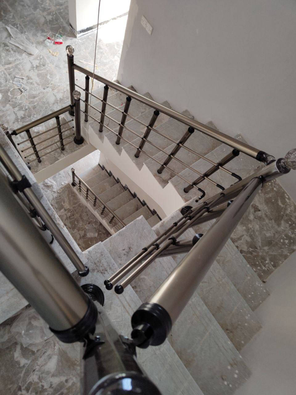 يتوفر لدينا جميع انواع المحجل الالمنيوم والزجاج وباسعار مناسبه ومعى الضمان ونوع المواد تركيي
موقع المكتب موصل حي المزارع مقابل مطعم الحضاره 
واتساب  *********** 📞
