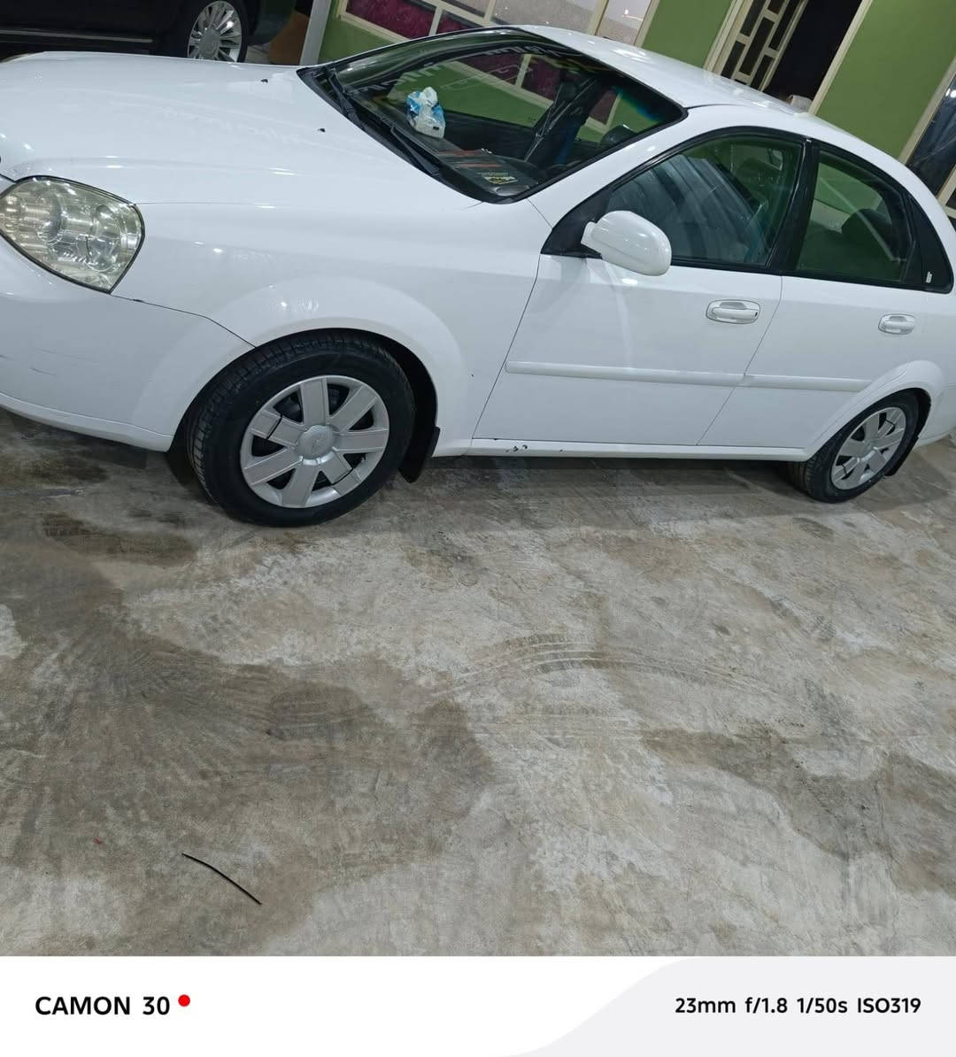 2013 بغداد مكينه حاويه هسه شادها تخم تاير تخم وياله جديد سياره كفاله جاهزه من كلشي السعر 90 مكان السياره ديالئ جديده الشط رقم ***********
