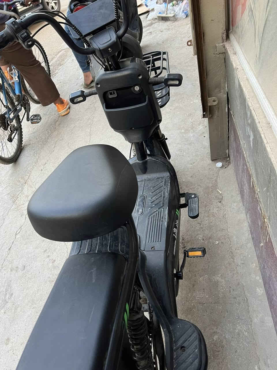 دراجه للبيع نضيفه المكان بغداد الدوره ‭0770 258 1350‬ الرقم.   السعر 275و بيهه مجال
