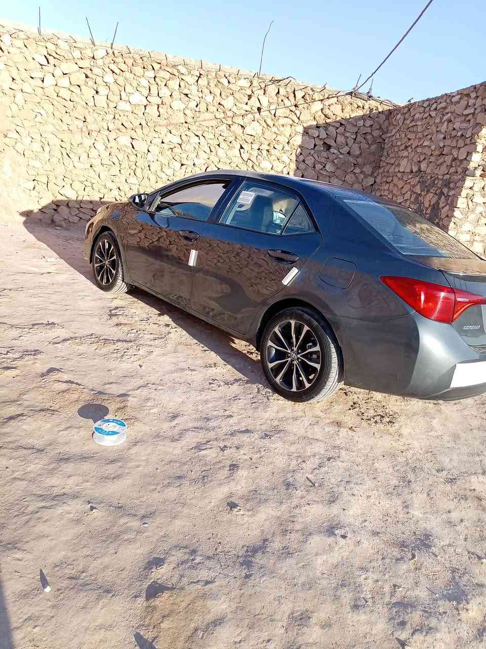 للبيع كورلا موديل 17 SE رقم 📱 اربيل هزه جديده سنويه 2030  سعر 140 وبيها مجال ضررها جاملغ خلفي جهت سايق بدون دواخل بجم كبس گير ومحرك كفاله طخم تاير مكان سياره لانبار عنه شرط تحويل الاستفسار ع رقم 📱 ***********
