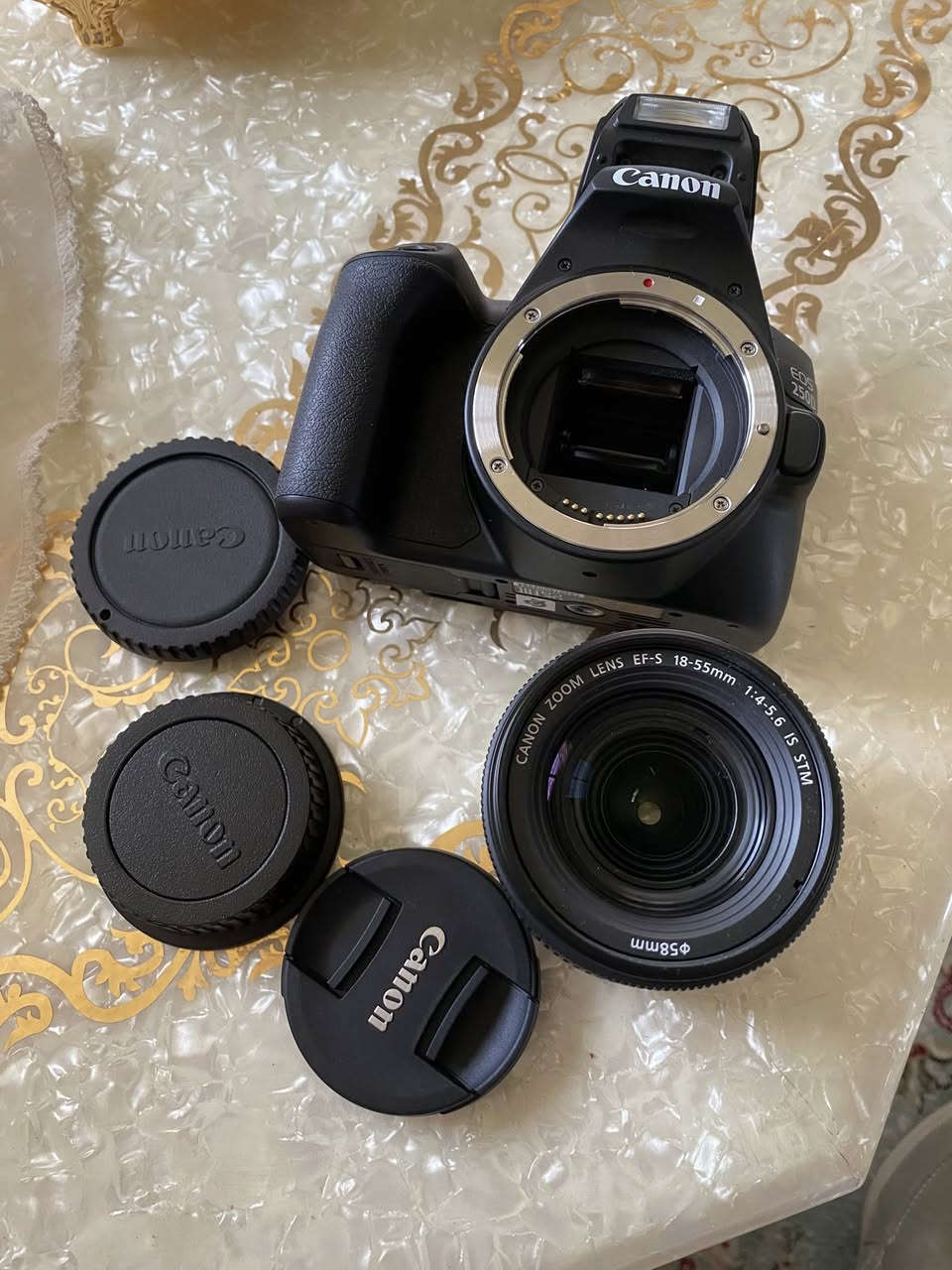 Canon EOS 250D + objectif 18-55


**إذا كنت صاحب هذا الإعلان وتريد حذفه لأي سبب، رجاءا أرسل رسالة إلى الدعم الفني**