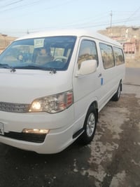 جنبي ٢٠١٤ سياره جديده مكينه كير اكسن خير من الله صدر خلفي ولا أمامي جد...