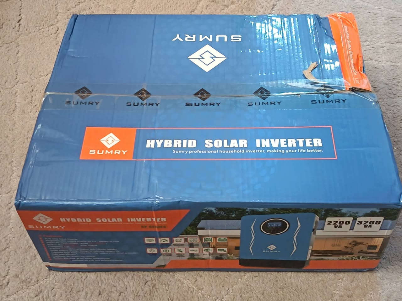 عاكس شمسي هجين (Hybrid Solar Inverter) من ماركة SUMRY، ينتمي لسلسلة SP.تتميز هذه الأجهزة بـ موجة جيبية نقية (Pure Sine Wave)، وتدعم الألواح الشمسية، والبطاريات، والشبكة العامة..تشمل الميزات الإضافية شاحن MPPT مدمج ودعم التواصل مع بطاريات الليثيوم.

التواصل عالخاص او واتساب ***********. يوجد توصيل لكل المحافظات.

