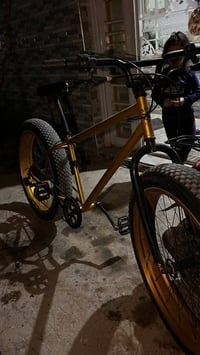 ايطالي اصلي • وصل شراء • مستعجل