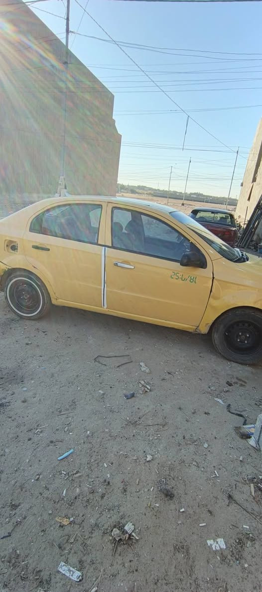 سلام عليكم افيو موديل 2010 وارد خليج سياره محوره محرك وكير كورلا مكفولات الكهربايات كلهن شغاله تبريد شغال سنويه بعدها سياره مصفره هيه وغرامات تحويل ثاني يوم تخم تاير وسياره شوفت عينكم المو شراي لايراسل خلاص السعر 40 وبيها مجال الخاص مفتوح. مكاني فلوجه.
