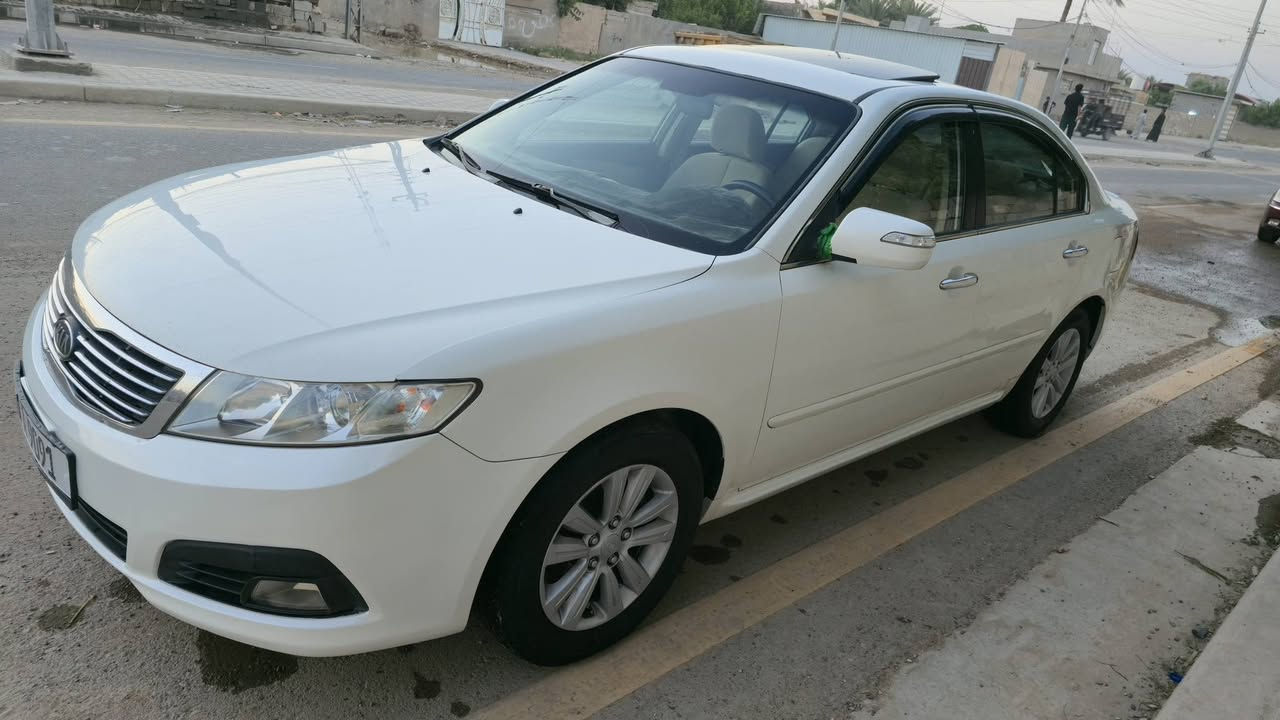 كيه اوبتيما موديل 2009 خليجي مكينه 2000
السياره فوله  سويج مو بصمه سيارة خير من الله 
سونار مرفوو ويه الصور  وبسمي تحويل ثاني يوم 
مكاني بغداد حسينية المعامل والسعر 125  وهذا رقمي  *********** وبيه مجال حك الجيه
