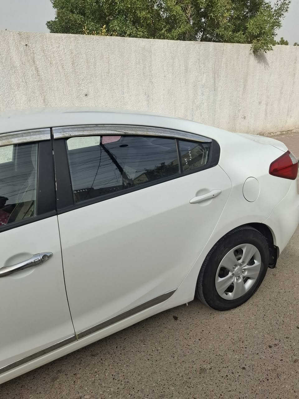 سيراتو خليجي 2014 للبيع رقم ديالى انكليزي بسمي تحويل ثاني يوم 
بيها الباب الخلفي مصبوغ ومصلح على بارد  والباب الخلفي من جهة السايق مبدلة وجاملغ الأمامي بي شبر مصلح على بارد رفعة بالتكمة موجودة بالصورة
كير محرك صدر مكفولات تبديل جديد سيارة موجودة بالصور 
ماشية 185 
العنوان بغداد الحسينية 
السعر 119 
***********
