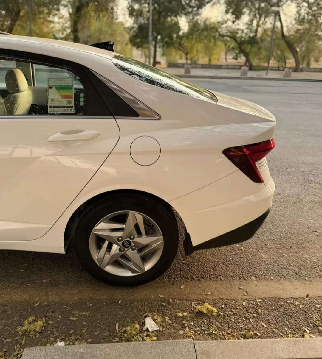 اكسنت 2024
خليجي مكفوله كفاله عامه
رقم بغداد مشروع وطني
مستخدم عداد Km 17000
ضمان شركة هونداي الاولى
مكينه 1.5 دبل نوزل
فتحه سقف سلايت
مري كهرباء
شاشة كبيره
كامره خلفيه
اريل نفكيتر
دبل ايرباك
تبريد قطعتين
داخل ابيض
LED امامي
شباك امامي نيكل
تحكم ستيرن
للاستفسار ***********وسعرها كلش مناسب ب120وبيها مجال شكد متردون
