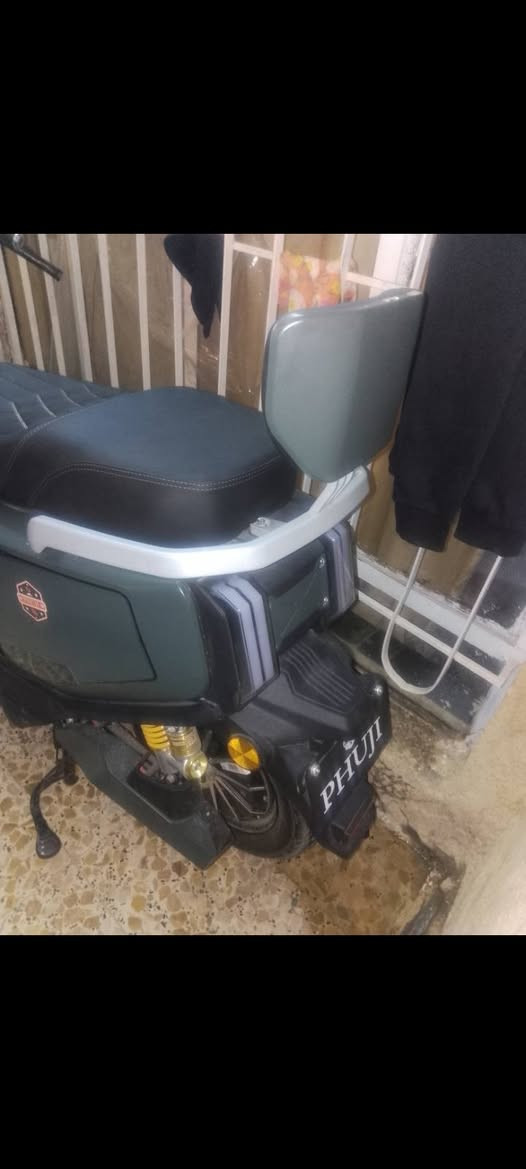 السلام عليكم هاي ربحتها بمسابقة ومن ربحتها لحد هسه ماطالع بيها للبيع مواصفاتها.
 
. تشغيل كارت وسويج وبصمه الكارت نسختين والسويج نسختين

كير 4 نمر  يوصلك لل90 كيلو الى 85

نظام الرجوع للخلف

دبل اشاره 

بلوتوث

شاحنة موبايل

ملف 2000

6بطاريات كرافين

دسكات امامي وخلفي

تاير حجم كبير الي هوه 12

سعرها مليون و100 وبيها مجال للجادين للعلم اخواتها تنباع بالسوك بمليون و300 وهيه زيرو جبتها من الشركه الي ربحتها منهم للبيت للاستفسار تعال خاص


**إذا كنت صاحب هذا الإعلان وتريد حذفه لأي سبب، رجاءا أرسل رسالة إلى الدعم الفني**