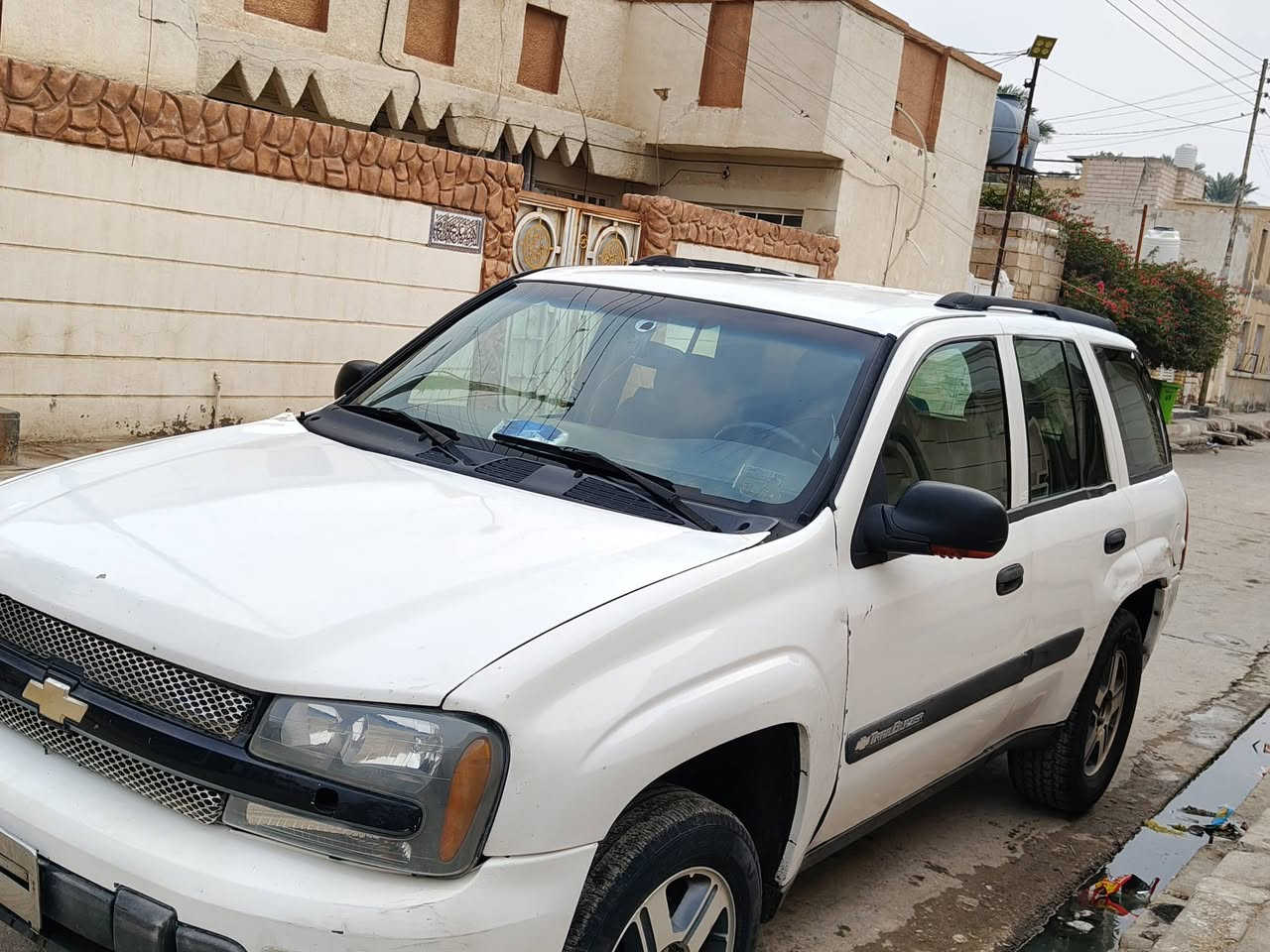 السلام عليكم بلايزر 2005 مزاد للبيع اوراقها واصله يم الكمارك مكينه 2500
السعر 55 وبيها مجال بسيط 
للستفسار ***********
