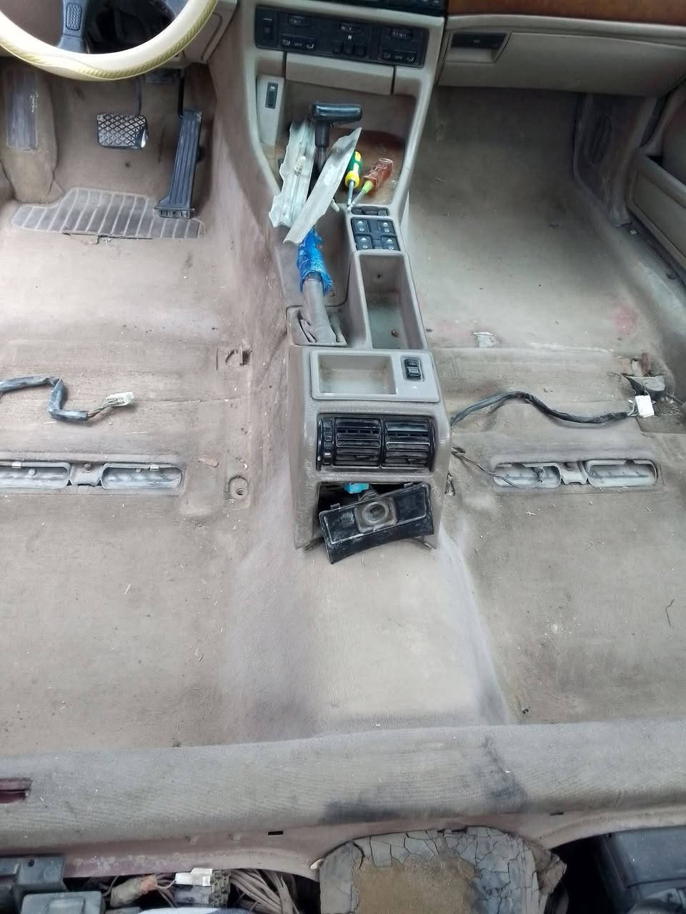 ♦️♦️تــــخـــفـــيــضــات الـــمـــوســـم
ابو رســــــول 
دوشمة أرضية جلد درجة أولى 
بسعر مناسب الجميع أنوع السيارات الصالون بسعر 50 مع الصندوك 60
العنوان العزيزية الشباب مقابيل العماره السفينه 
الاستفسار اتصل على الرقم ***********
خادمكم أبو رسول
دوشمة التساهل
