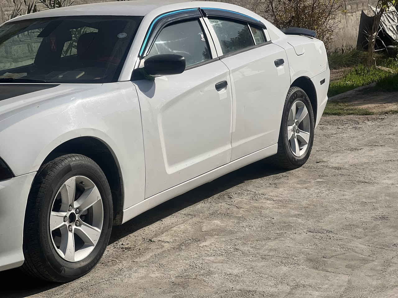 السلام عليكم جارجر 2011 للبيع فقط
وراد كندي 
موصفات والتفاصيل خاص السعر المطلوب 137وبيه مجال
للتواصل مراسله او الاتصال ***********
***********
