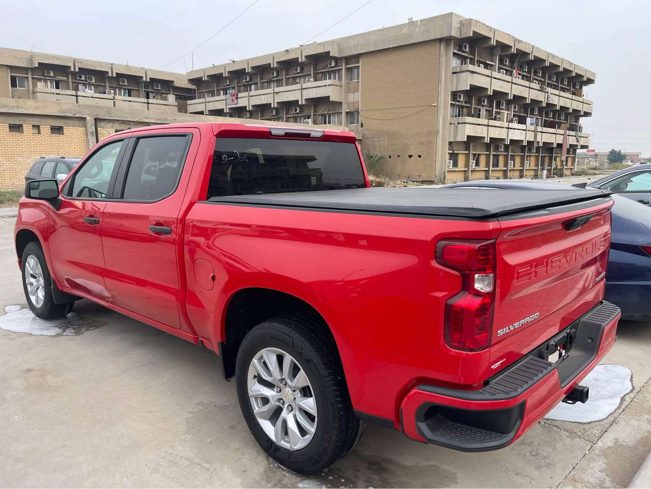 السلام وعليكم شفر سلفرادو موديل 23وارد امريكي تقرير غرق شغال جاهز مابيه نقص سياره جديده كلش حره بدون رقم حاضر للبصمه بكل مكان السعر اب 255 وبيه مجال بصيط السياره باب طويل بدي قصير المرغوب محرك 4تيربو للستفسار *********** البصرة, العراق
