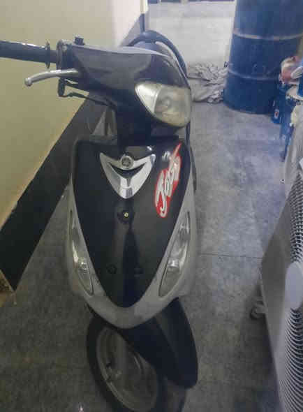 السلام عليكم ماكس منغولي مفتوحة مرة وحدة الدراجة شلعة ومعدل كله شغالة بس السلف يرادلة دشلي كفرات تجاري كفراته الاصليات موجودة السعر 450 وبيه مجال للشراي للاستفسار ***********
