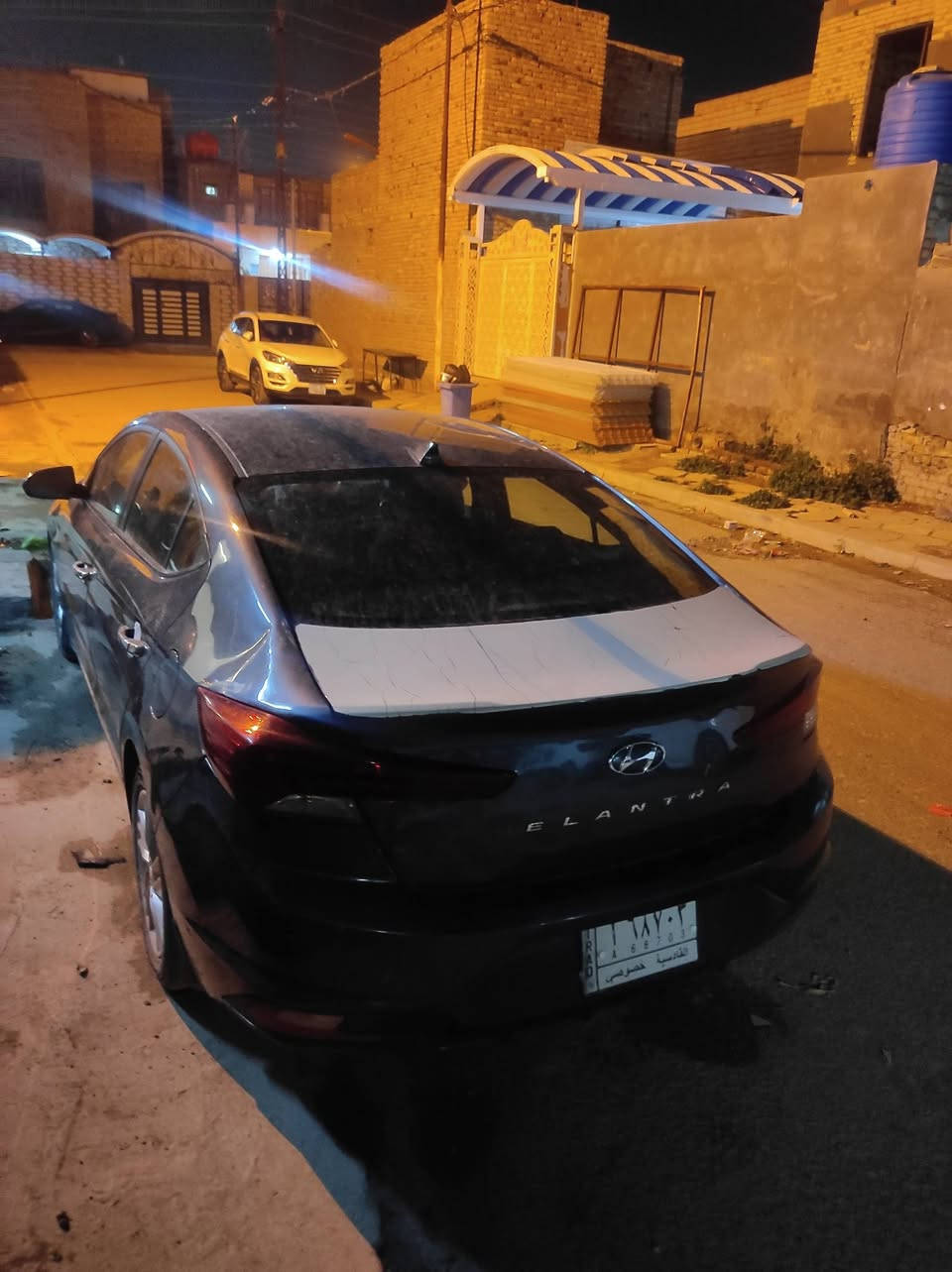 النترا موديل 20 وارد امريكي حادثها دعاميه وبدنه وبارد بالباب الخلفي بيها خيط تبخير  رقم قادسيه معوقين نص فول محرك الفين ويل كب تخم تاير جديد مكان السيارة ميسان العمارة السعر 100 قفل الرقم ***********
