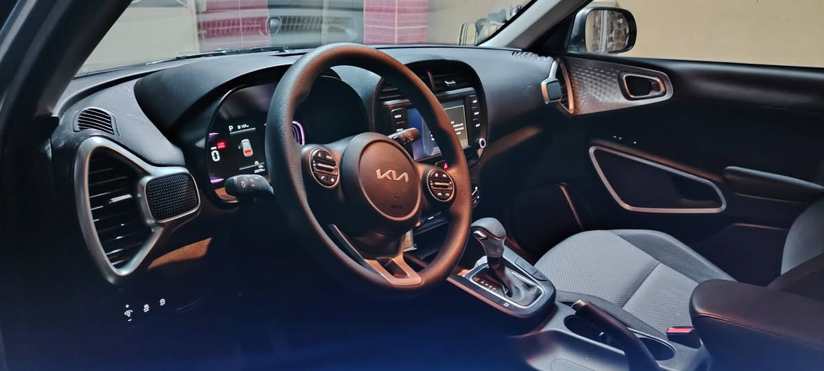 كيه صول موديل 2025 دخول جديد منفيس باسمي 
رادار امامي
رادار خلفي
رادار جانبي
نقاط عمياء
ويل گب
فول تحكم استيرن
تحديد مسار
قيادة ذاتية 
وضعيات قيادة
مثبت سرعة
عداد دجتل
اطفاء ذاتي
كامرة خلفية دوارة
محرك 2000 دوش✈️✈️
السيارة فقط بنيد والجاملغ بي بارد
ايرباك دركة وراجع سستمم
إتصال واتساب ***********
